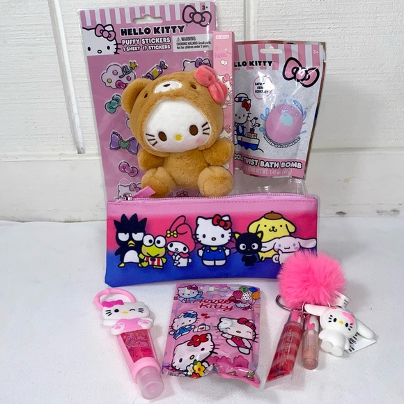 Hello Kitty Other - Hello Kitty bundle